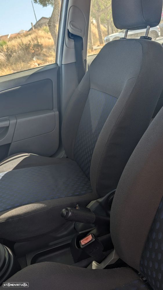 Ford Fiesta 1.4 Trend - 15