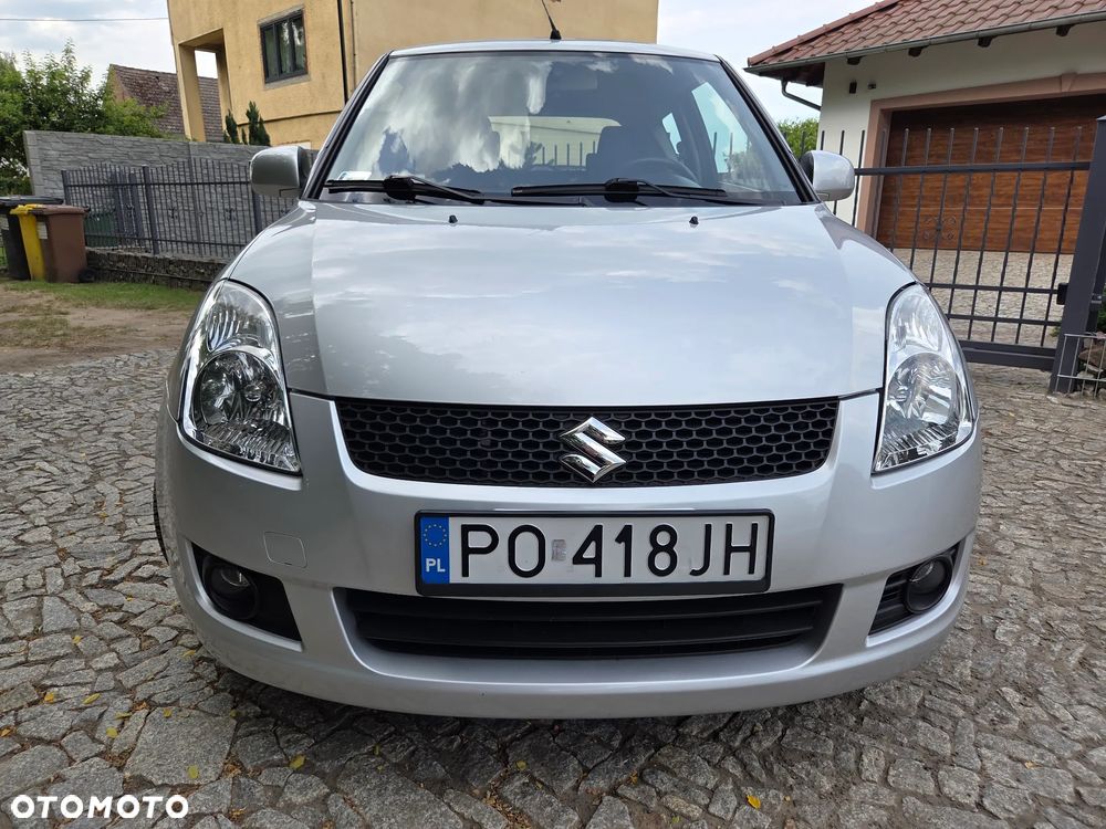 Suzuki Swift 1.3 Club - 2