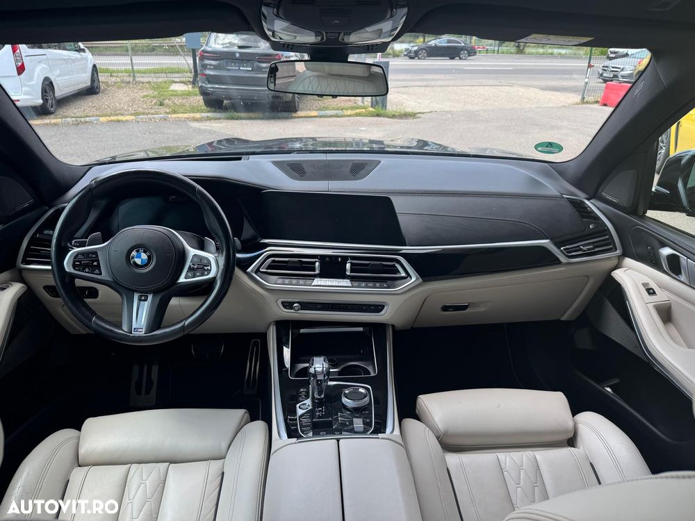 BMW X5 M M50d - 11