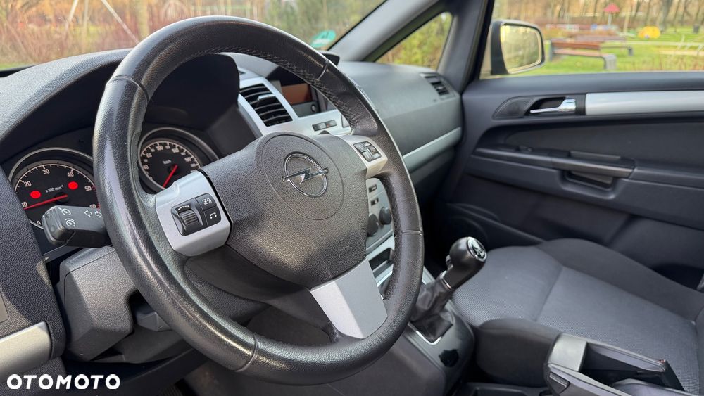 Opel Zafira 1.7 CDTI ecoFLEX Family - 19