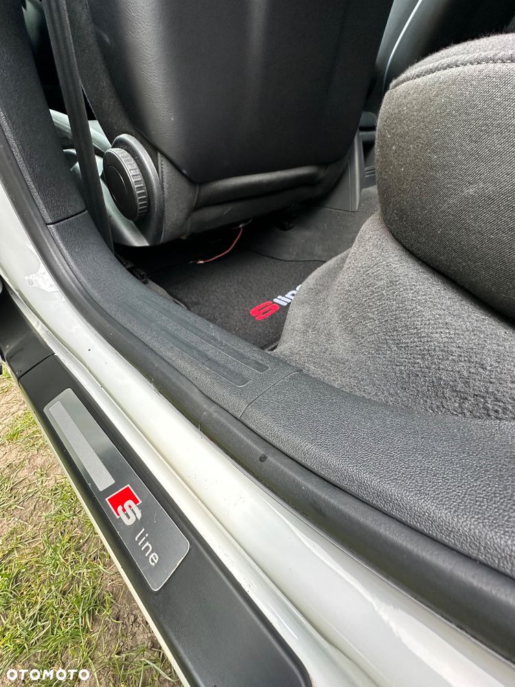 Audi A3 Sportback 1.4 TFSI S line Sportpaket - 16