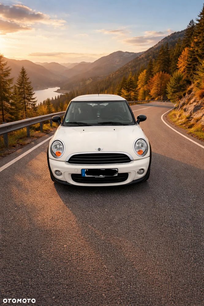 MINI ONE Minimalism - 1