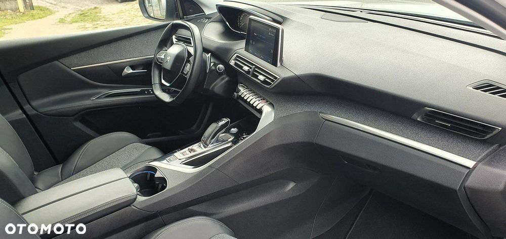 Peugeot 5008 - 16