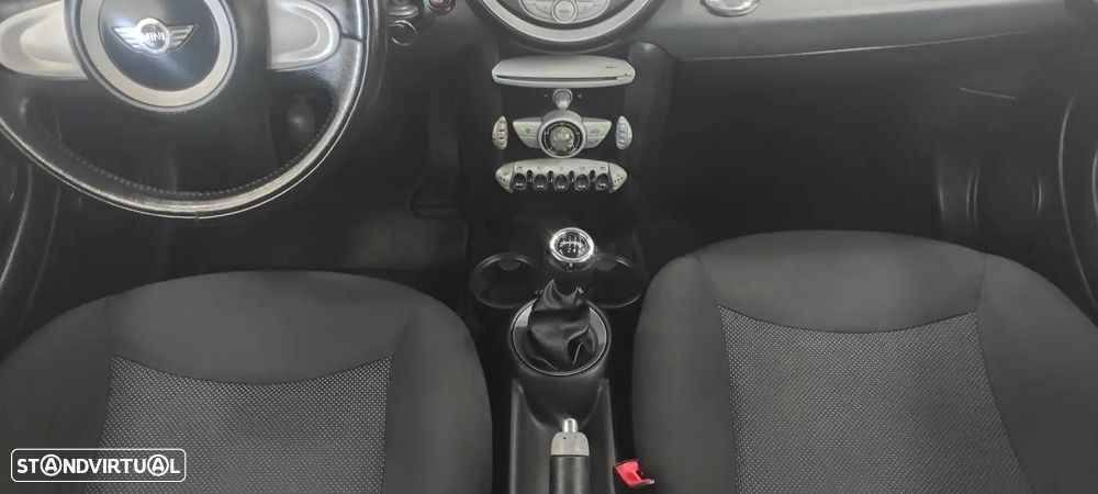 MINI 3 Portas Cooper D - 33