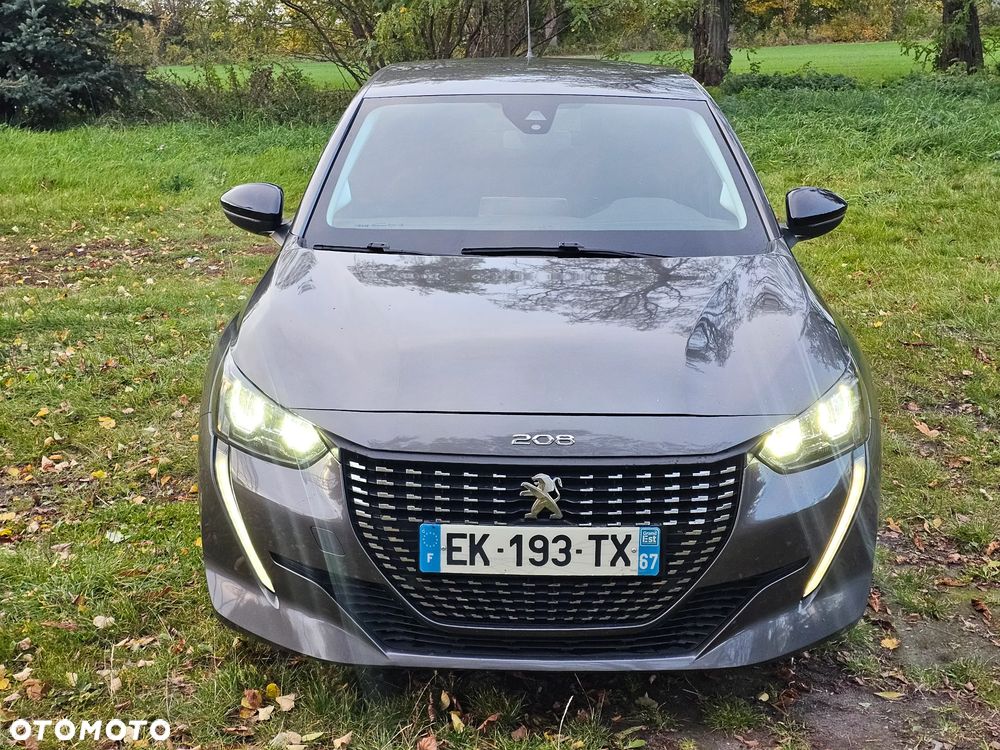 Peugeot 208 - 24