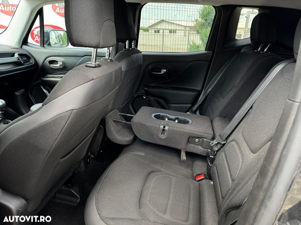 Jeep Renegade - 13