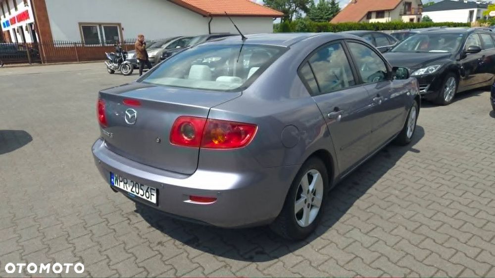 Mazda 3 - 5