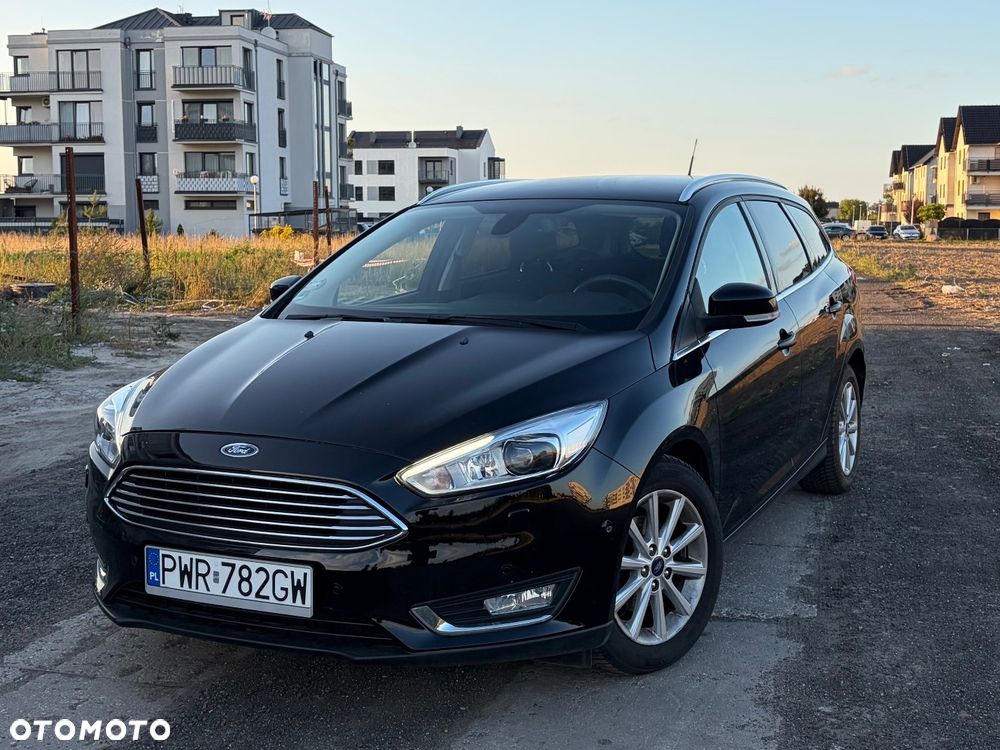 Ford Focus 1.0 EcoBoost STart-Stopp-System TITANIUM - 1