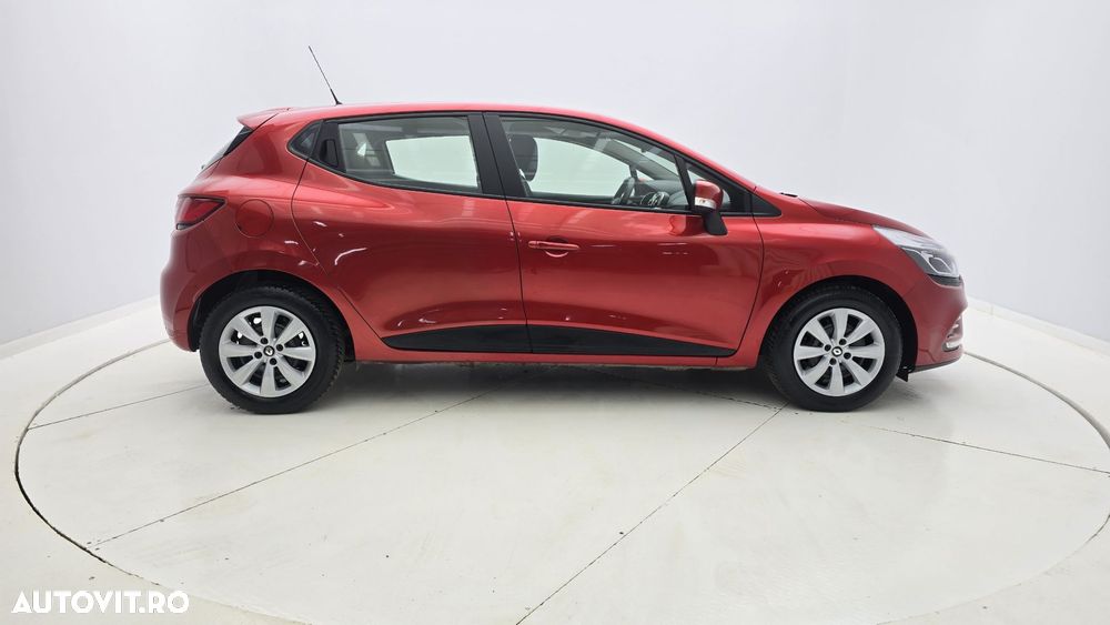 Renault Clio - 5