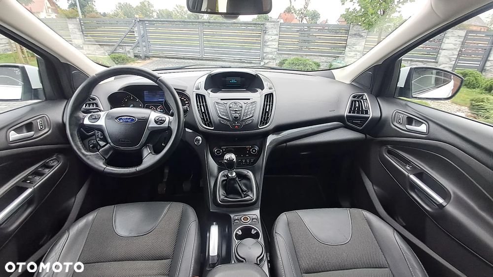 Ford Kuga - 9