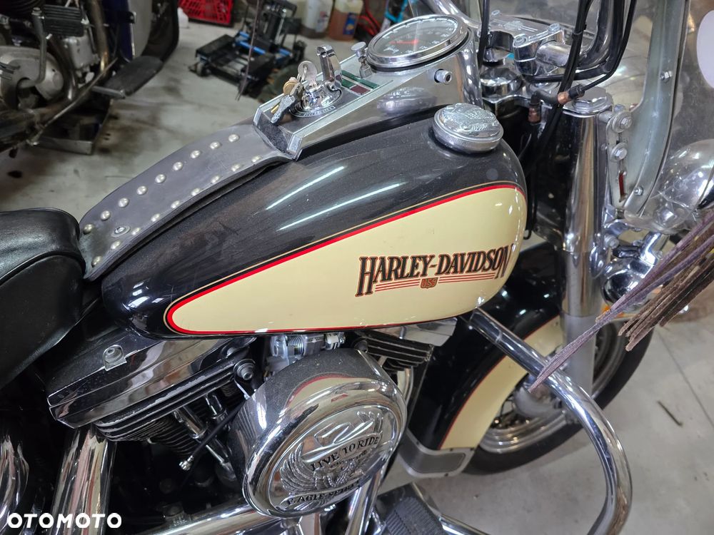 Harley-Davidson Softail Heritage Classic - 20