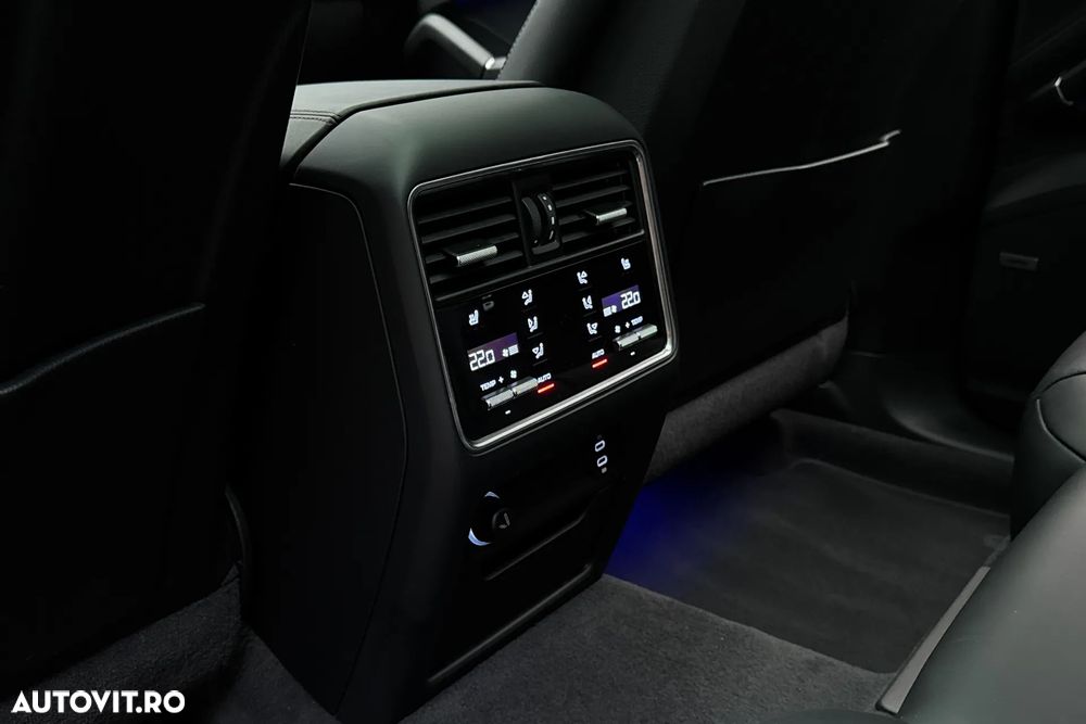 Porsche Cayenne Coupe E-Hybrid Tiptronic S Platinum Edition - 15