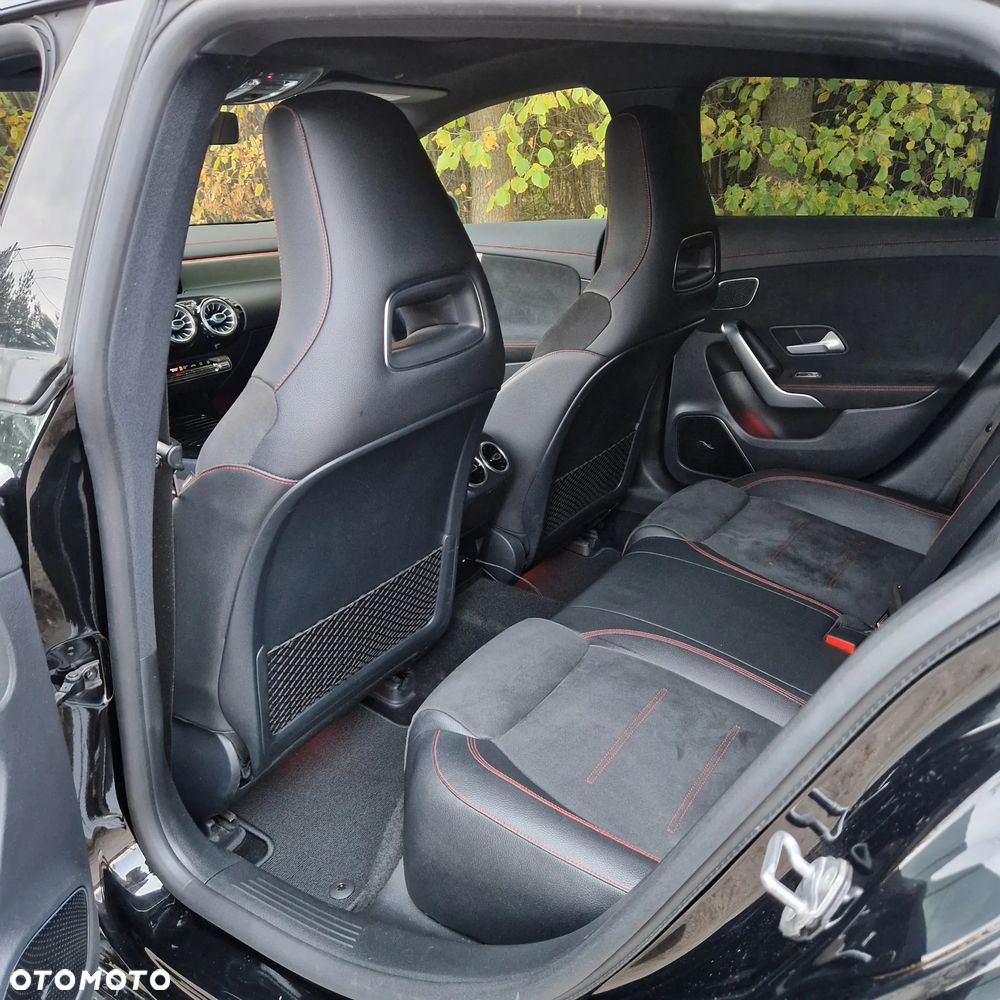 Mercedes-Benz CLA - 7