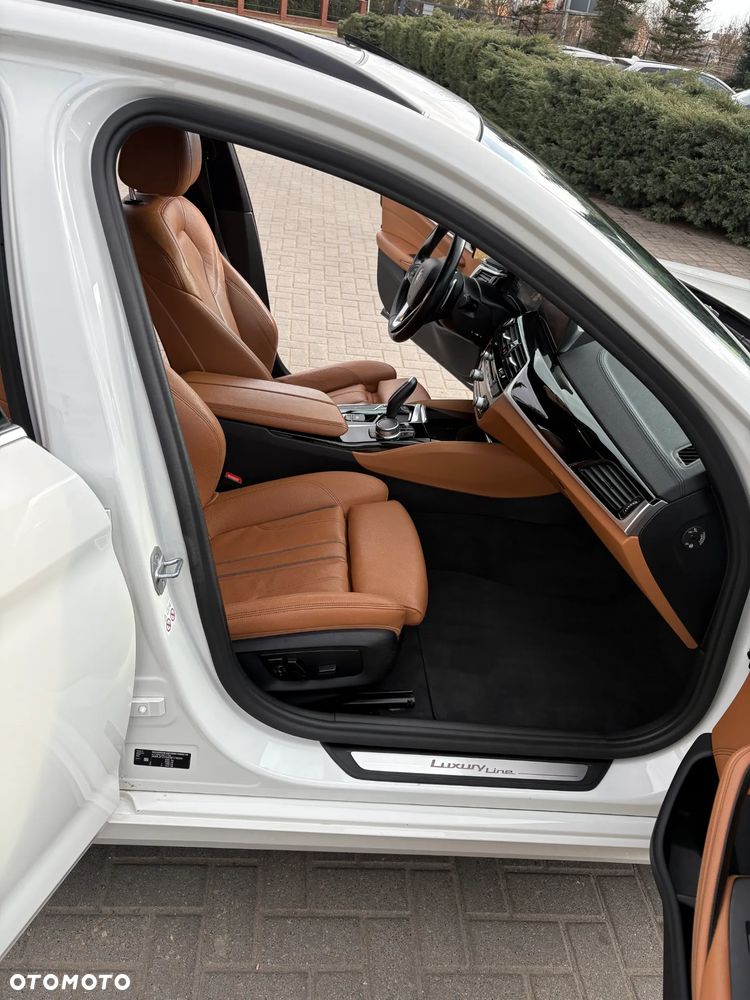 BMW Seria 5 520d Luxury Line - 8