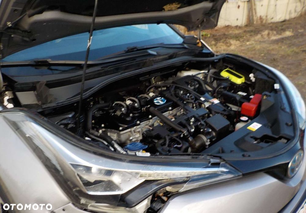 Toyota C-HR - 6