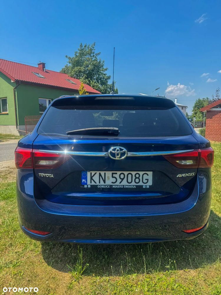 Toyota Avensis 2.0 D-4D Prestige - 6
