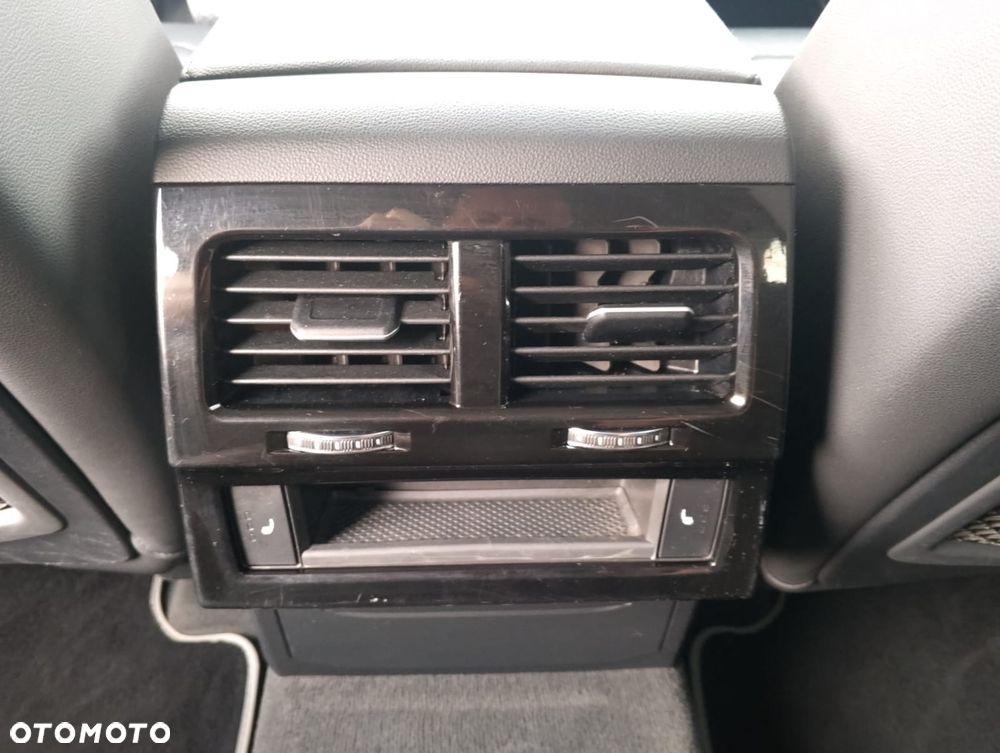 Volkswagen Touareg 3.0 V6 TDI SCR 4Mot Elegance - 27