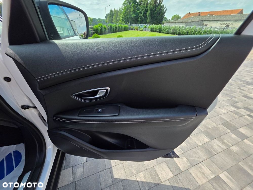 Renault Scenic - 26