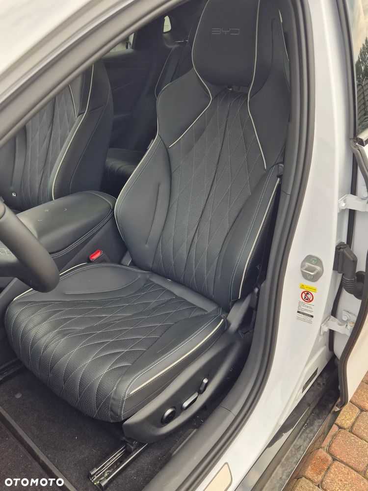BYD Seal 82.5kWh Excellence AWD - 11