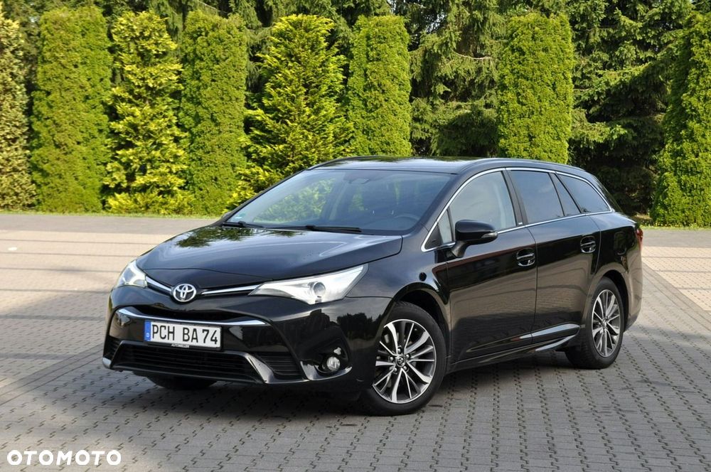 Toyota Avensis - 9