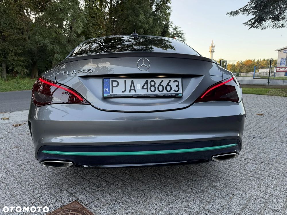 Mercedes-Benz CLA 250 7G-DCT AMG Line - 6