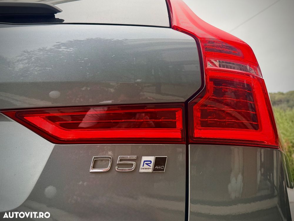 Volvo XC 60 B5 D AWD Geartronic RDesign - 9