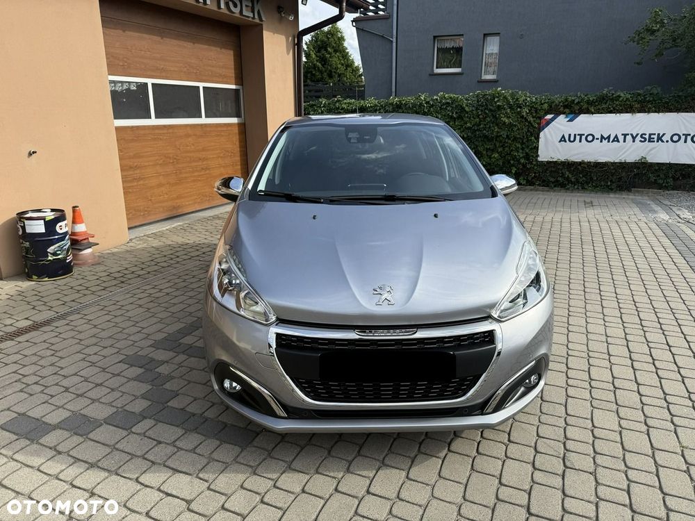 Peugeot 208 - 2