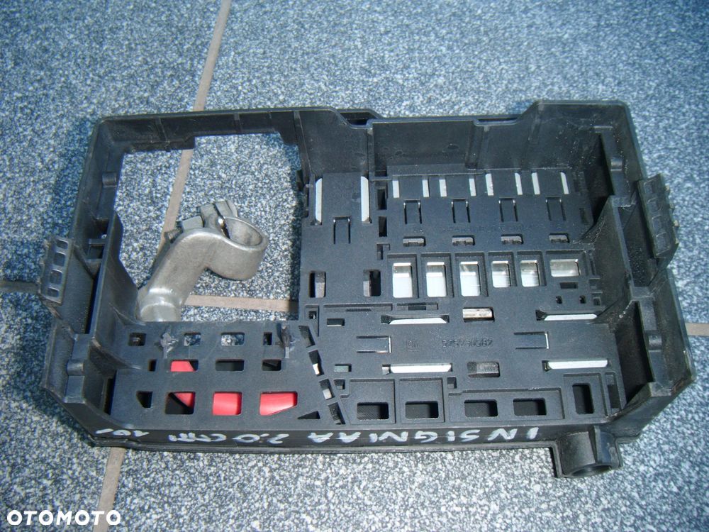 opel insignia a 10r klema plusowa  525230582 - 2