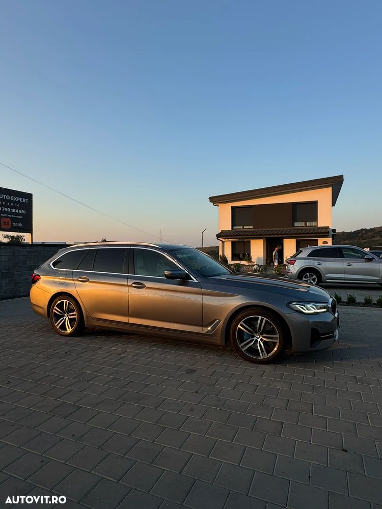 BMW Seria 5 530d xDrive AT MHEV - 3