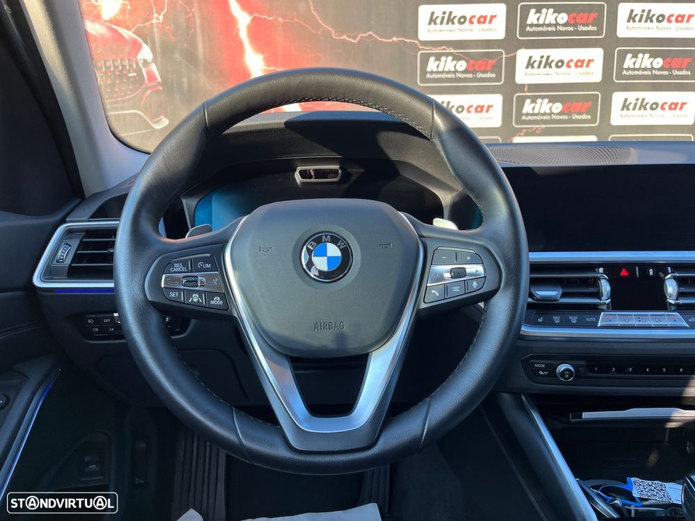 BMW 320 d xDrive Aut. Sport Line - 17