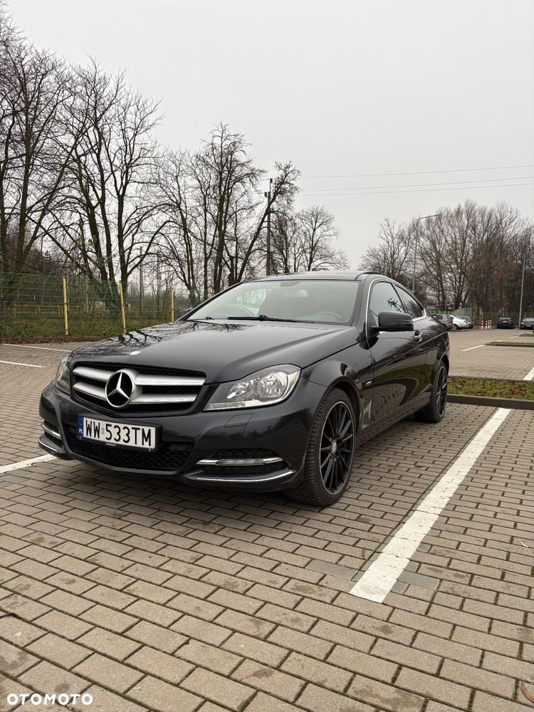 Mercedes-Benz Klasa C 180 CGI BlueEFFICIENCY - 13