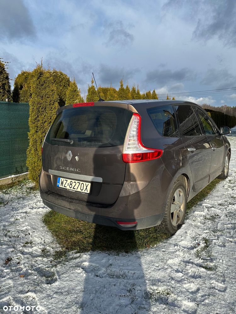 Renault Scenic TCe 130 Dynamique - 11