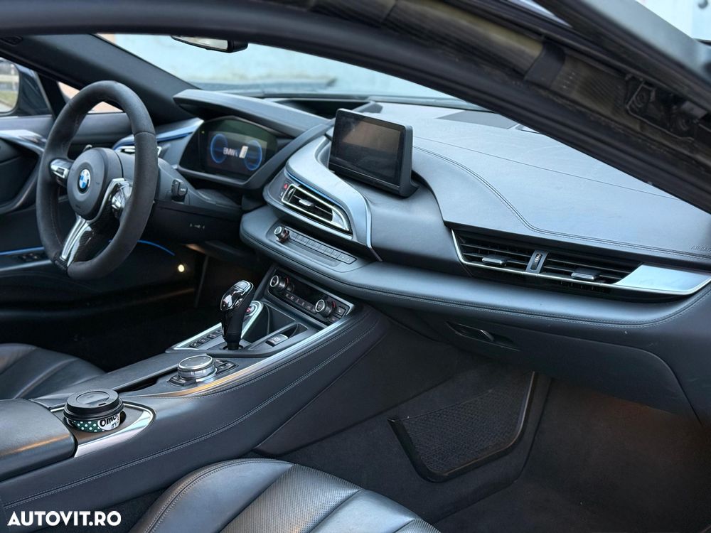 BMW i8 - 8