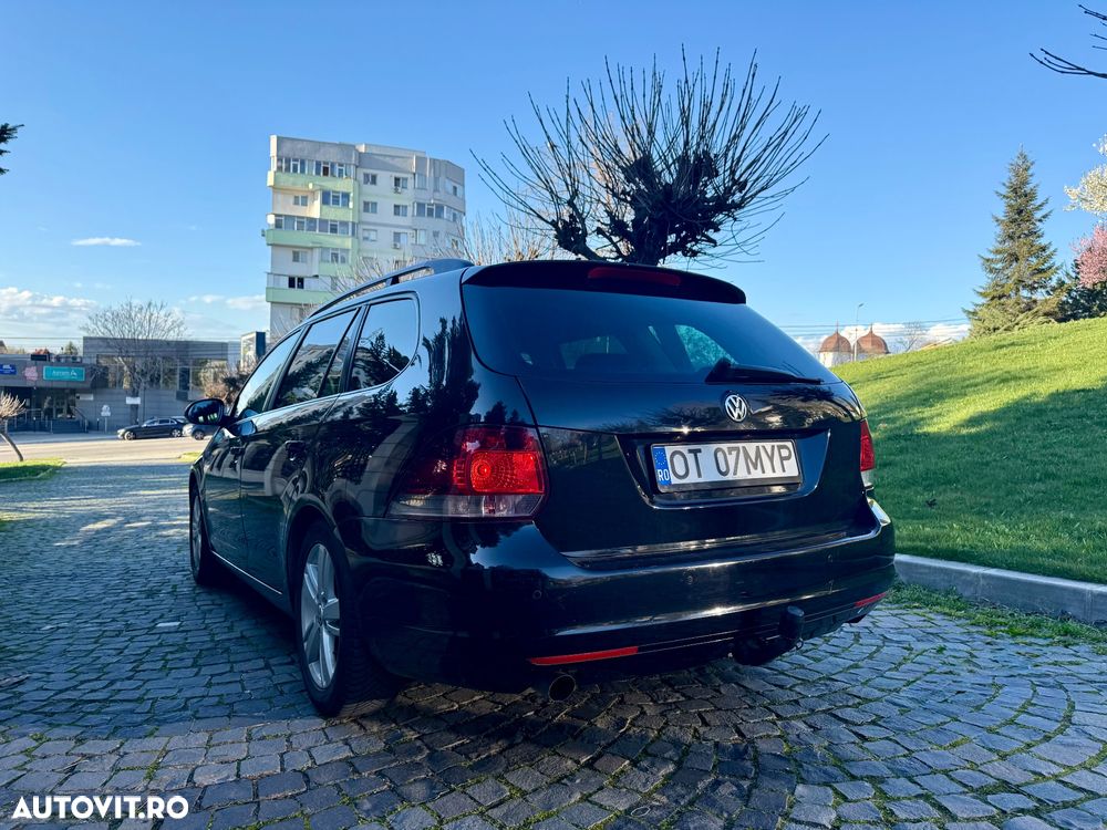 Volkswagen Golf 1.6 TDI DPF BlueMotion Technology MATCH - 7