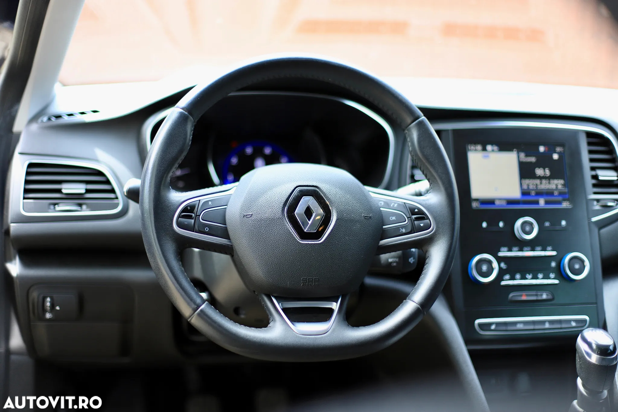 Renault Megane TCe 140 GPF LIMITED - 20