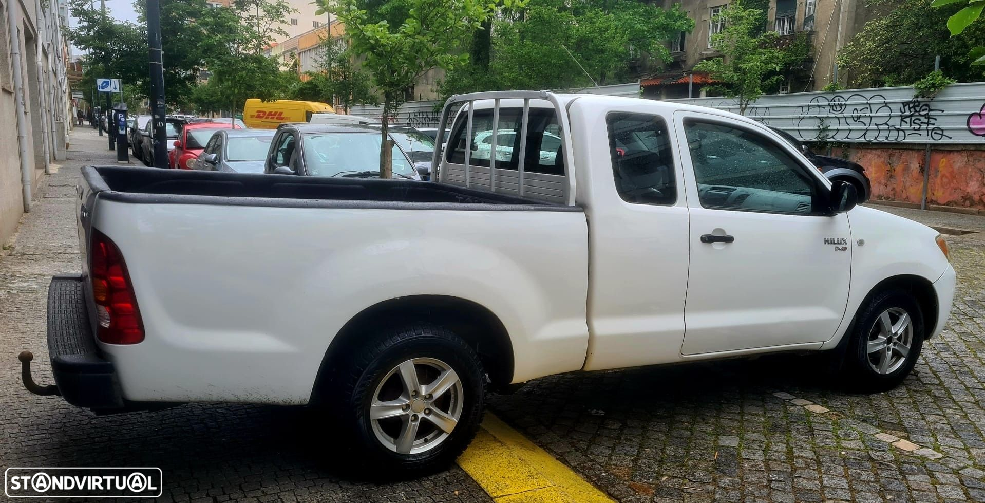Toyota Hilux 2.5 D-4D CE - 10