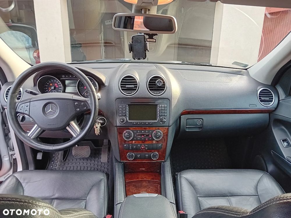 Mercedes-Benz GL 320 CDI 4Matic 7G-TRONIC - 7
