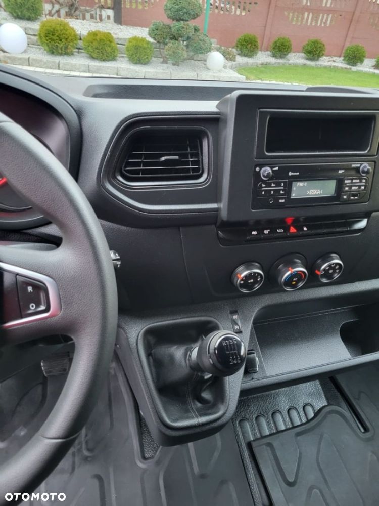 Renault Master kabina XL - 39