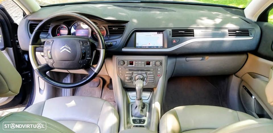 Citroën C5 Tourer 3.0 HDi V6 Exclusive Aut. - 4