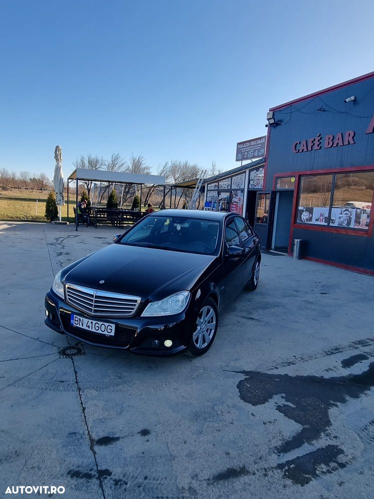 Mercedes-Benz C 180 CDI DPF (BlueEFFICIENCY) - 11