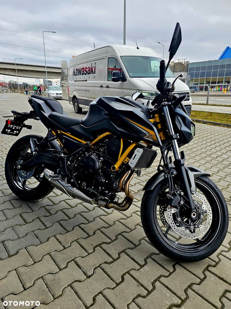 Kawasaki Z 650 - 10