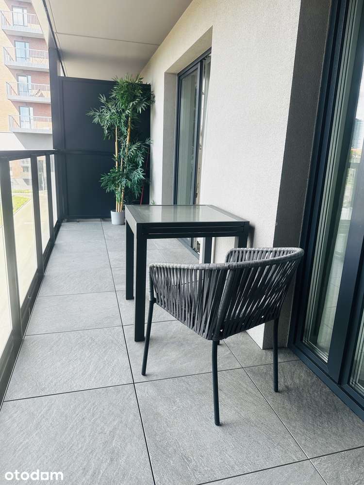 Wynajmę APARTAMENT w okolicy PKP/Wroclavii -Wrocław ul. Madalińskiego