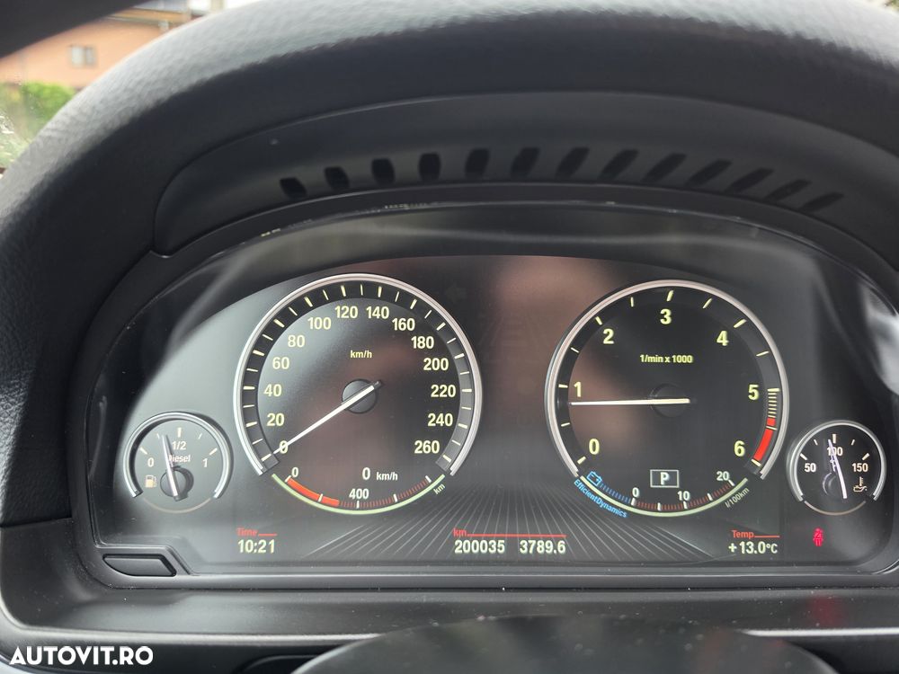 BMW Seria 5 520d AT - 7