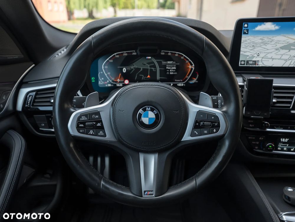 BMW Seria 5 540d xDrive mHEV M Sport sport - 29