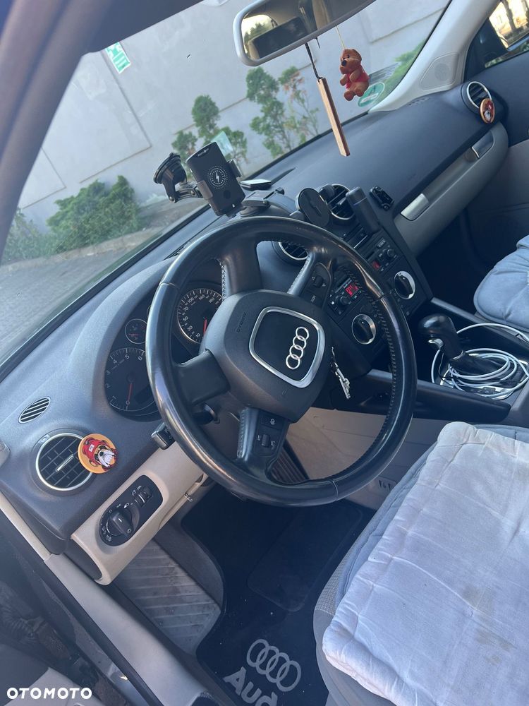 Audi A3 Sportback - 6