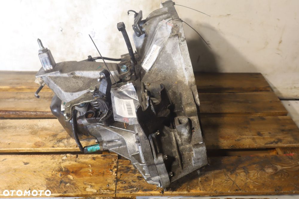SKRZYNIA BIEGÓW 5 BIEGOWA NISSAN MICRA IV K13 1.2 JH3195 - 4