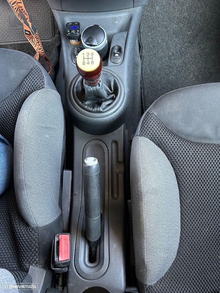 Citroën C2 1.4 HDi VTR - 15