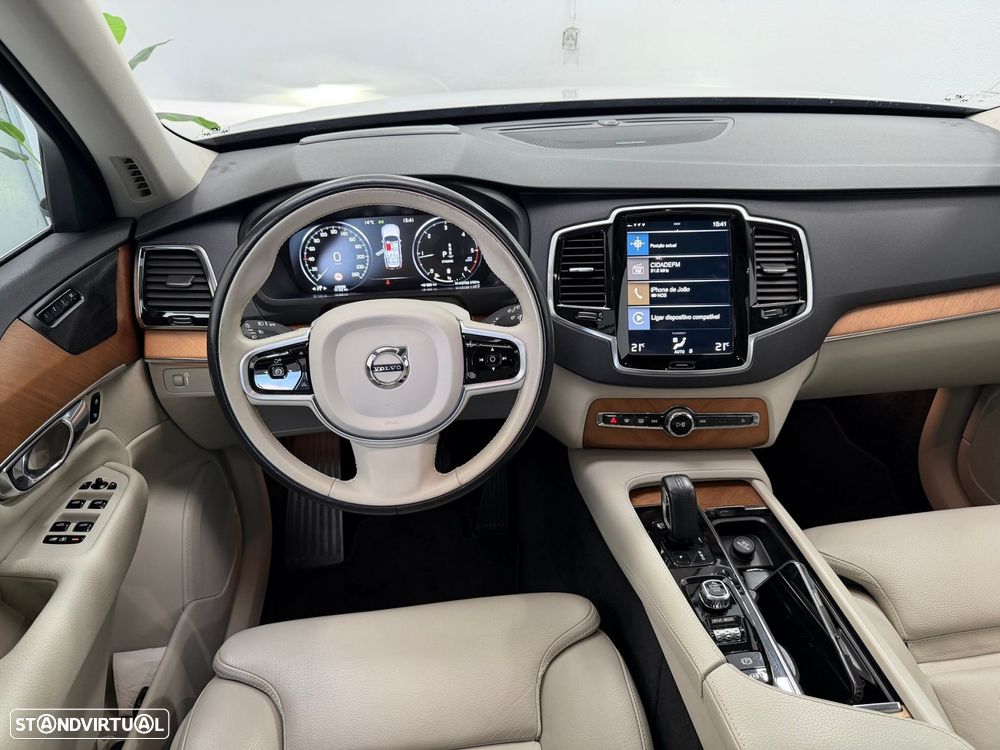 Volvo XC 90 2.0 B5 Momentum Plus AWD - 8