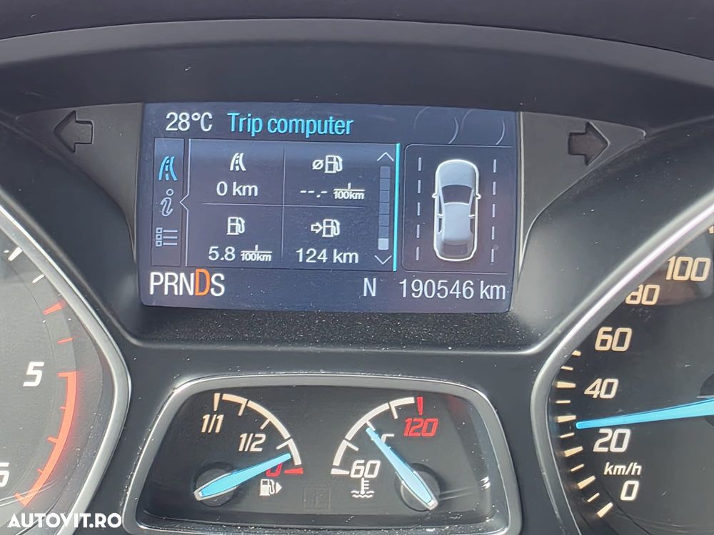Ford Kuga 2.0 TDCi Powershift 4WD Titanium - 9