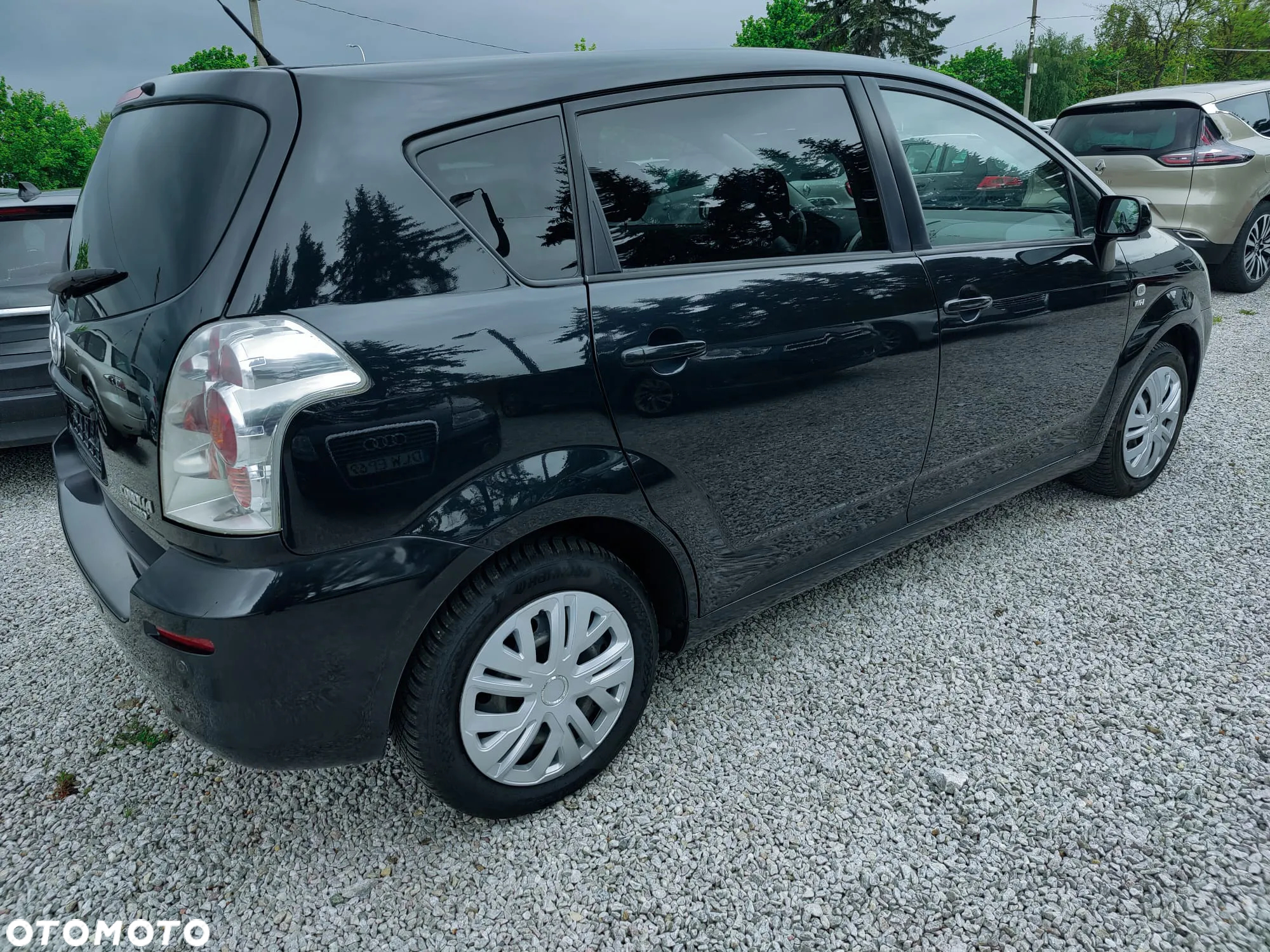 Toyota Corolla Verso - 25